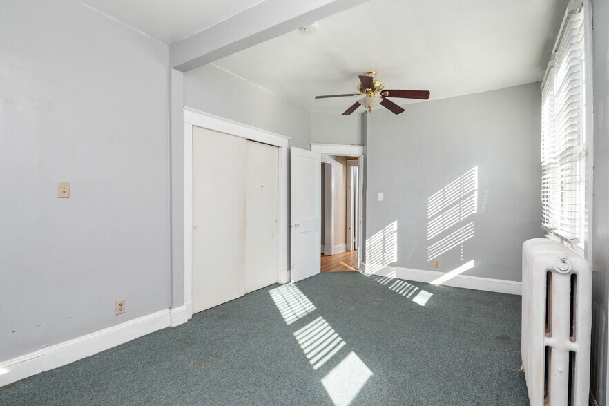 More Photos Of 13 Annapolis St, Annapolis Storefront Retail Office For Sale