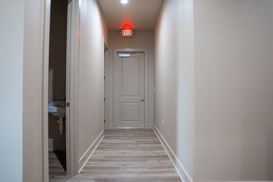 More Photos Of 4230 S Major Dr, Beaumont Warehouse For Lease