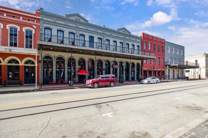 More Photos Of 210 Moody Ave, Galveston Storefront Retail Office For Sale
