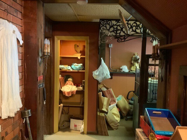 More Photos Of 1523 N Cotner Blvd, Lincoln Storefront Retail Residential For Sale