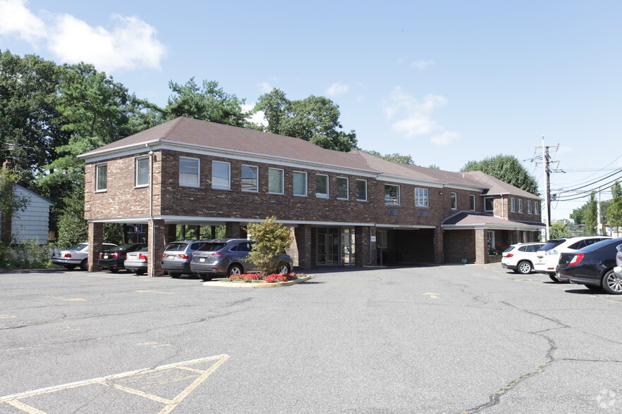 Primary Photo Of 474 Sylvan Ave, Englewood Cliffs Office For Lease