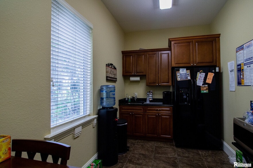 More Photos Of 624 Midflorida Dr, Lakeland Office For Lease