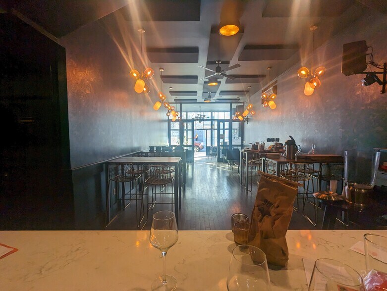 More Photos Of 581 Myrtle Ave, Brooklyn Restaurant For Lease