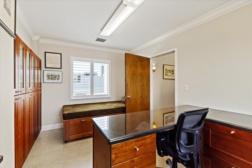 More Photos Of 212 9th St, Oakland Medical For Lease