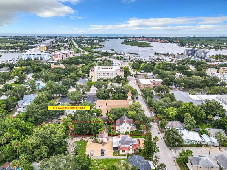More Photos Of 213 Washington St, New Smyrna Beach Specialty For Sale