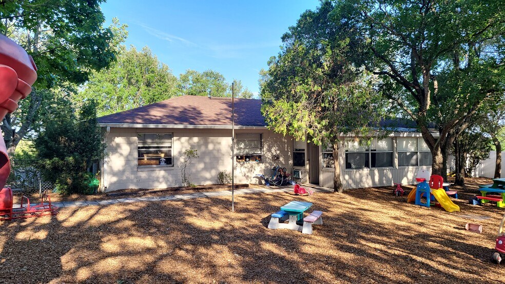 More Photos Of 100 S Grand Hwy, Clermont Schools For Sale