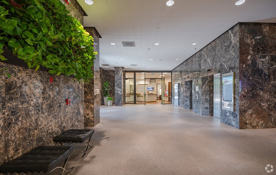 More Photos Of 1400 E Southern Ave, Tempe Unknown For Lease