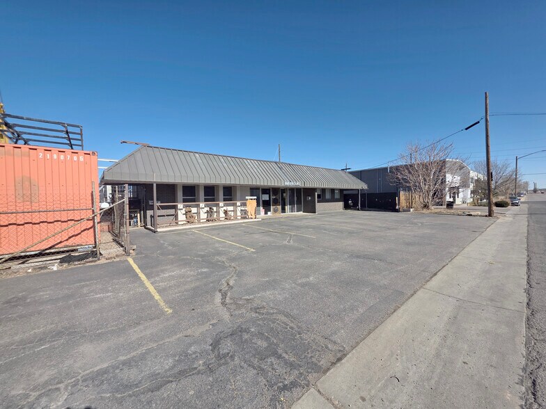 More Photos Of 6625 E 49th Ave, Commerce City Warehouse For Lease