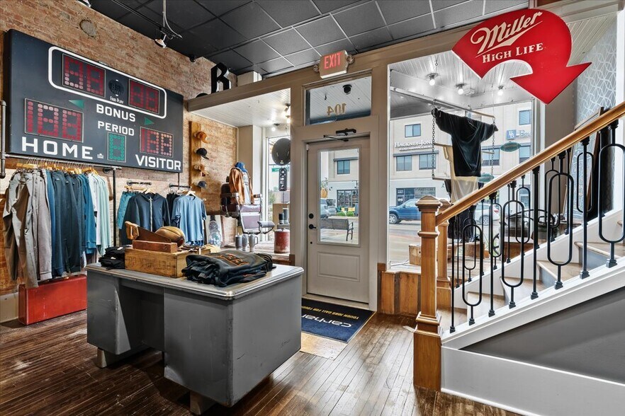 More Photos Of 104 S Leroy St, Fenton Storefront Retail Residential For Sale