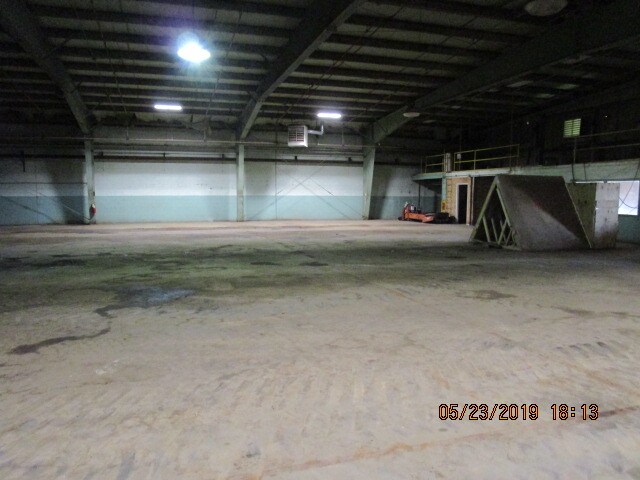 More Photos Of 210 Broadus St, Sturgis Manufacturing For Sale