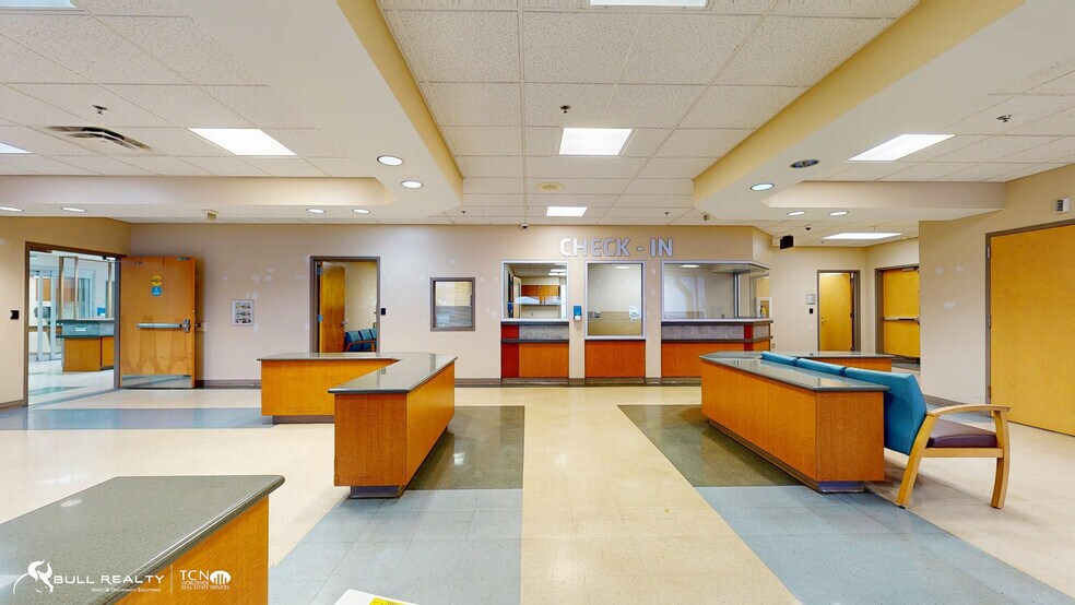 More Photos Of 1362 S Main St, Ellijay Hospital For Lease