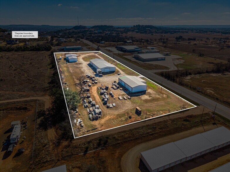 More Photos Of 2684 W US Highway 290, Fredericksburg Warehouse For Sale