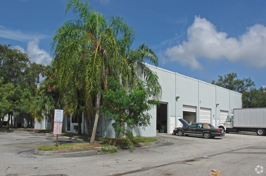 More Photos Of 4503 NW 103rd Ave, Sunrise Light Distribution For Lease