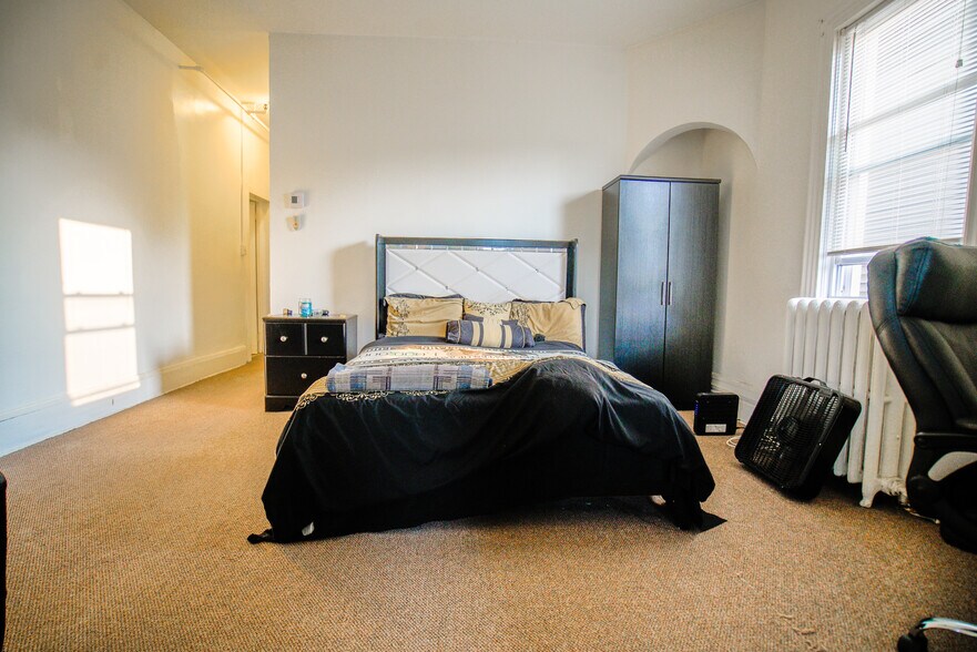 More Photos Of 73 Harrison St, Staten Island Apartments For Sale