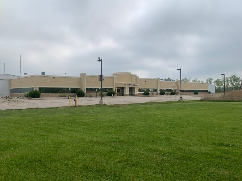 More Photos Of 331 Graham Rd, Imlay City Manufacturing For Lease