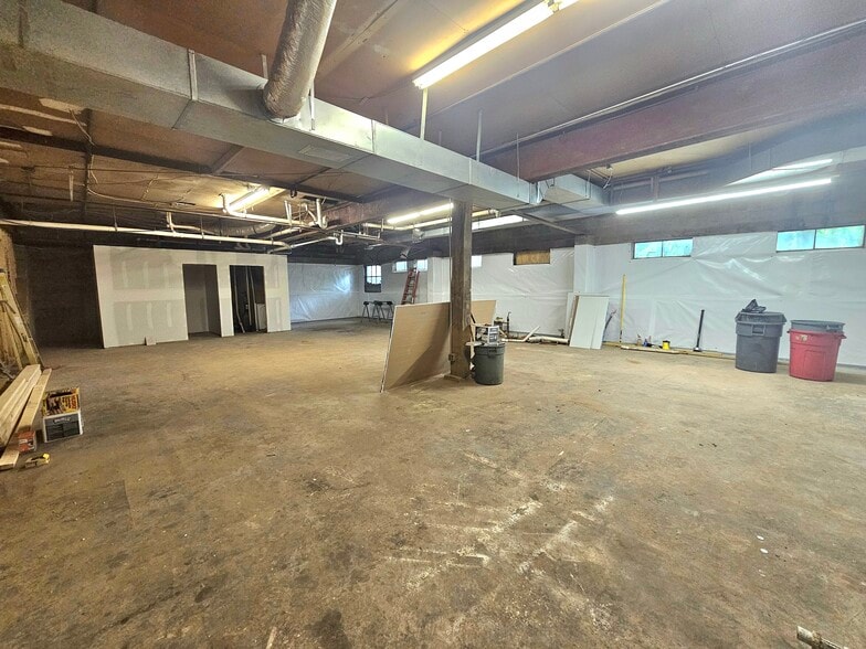 More Photos Of 110 River St, Chattanooga Restaurant For Lease