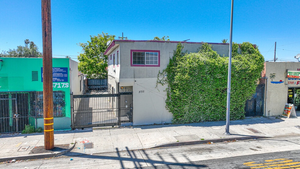 More Photos Of 3711 S Western Ave, Los Angeles Apartments For Sale