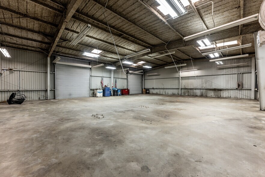 More Photos Of , Huntsville General Retail For Sale