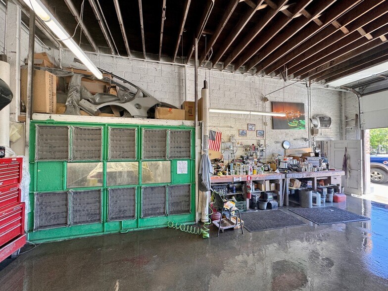 More Photos Of 2301 W 44th Ave, Denver Auto Repair For Sale