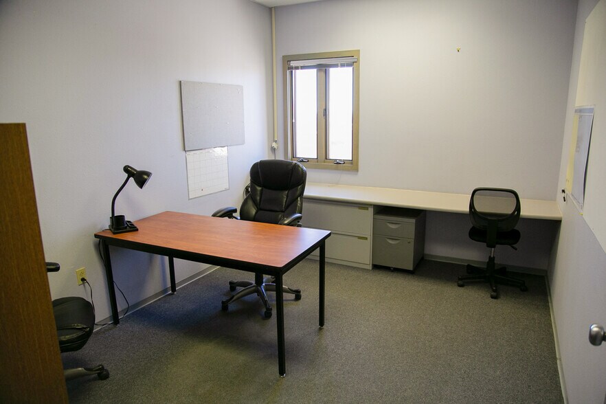 More Photos Of 1600 Saint Michaels Dr, Santa Fe Unknown For Lease