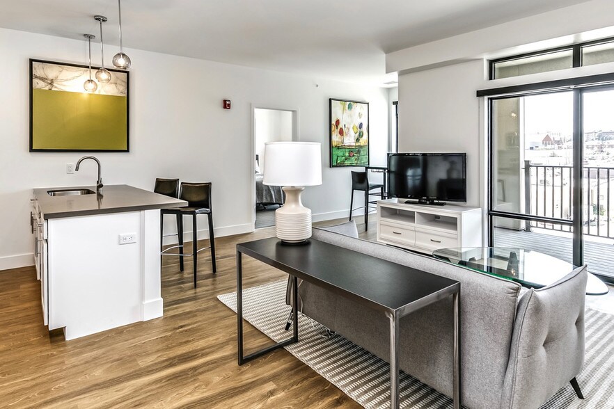 More Photos Of 1415 Cuming St NE, Omaha Apartments For Lease