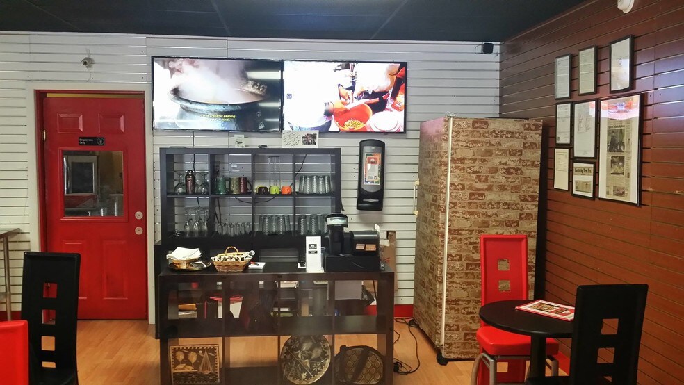 More Photos Of 622 North Dr, Hopkinsville General Retail For Sale