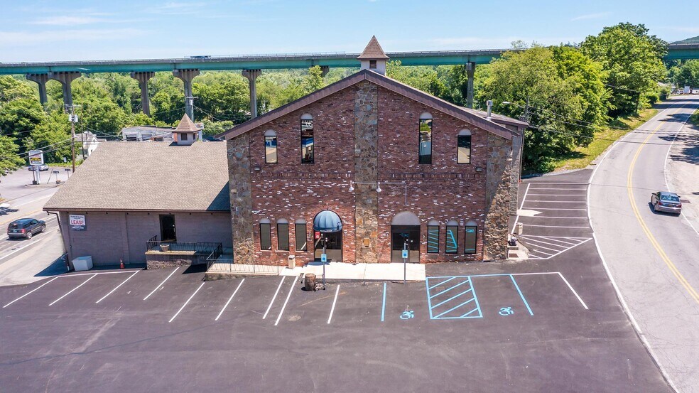 988 Route 22, Brewster, NY 10509 Retail For Lease
