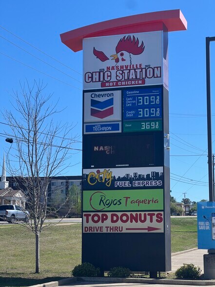 More Photos Of 7205 S Broadway Ave, Tyler Fast Food For Lease