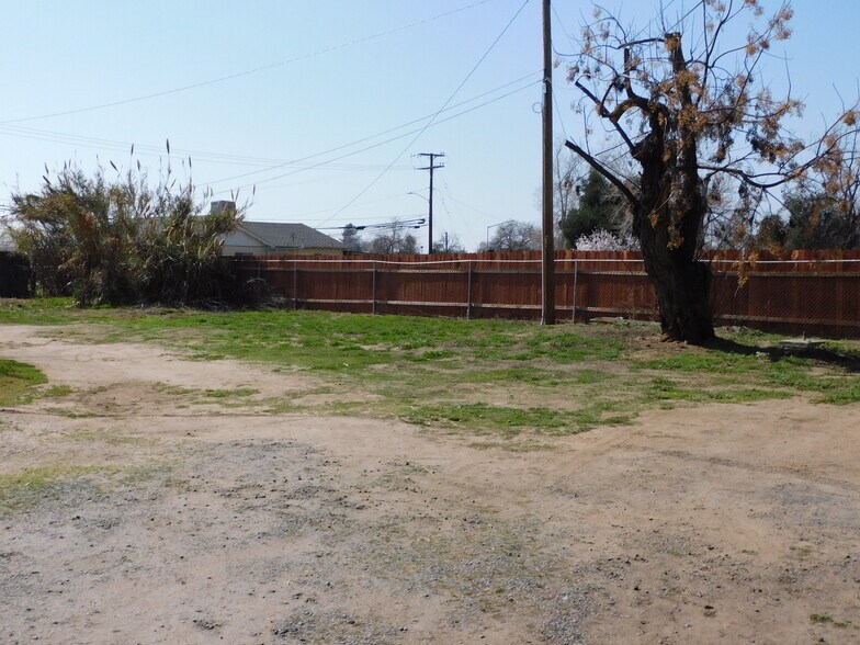 More Photos Of 815-849 S Indiana St, Porterville Manufactured Housing Mobile Home Park For Sale
