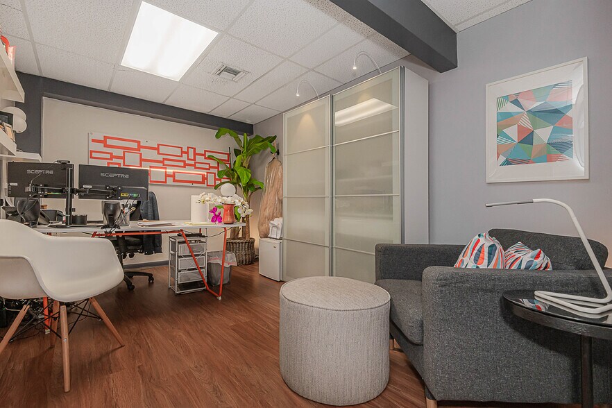 More Photos Of 3650 Coral Ridge Dr, Coral Springs Light Manufacturing For Sale