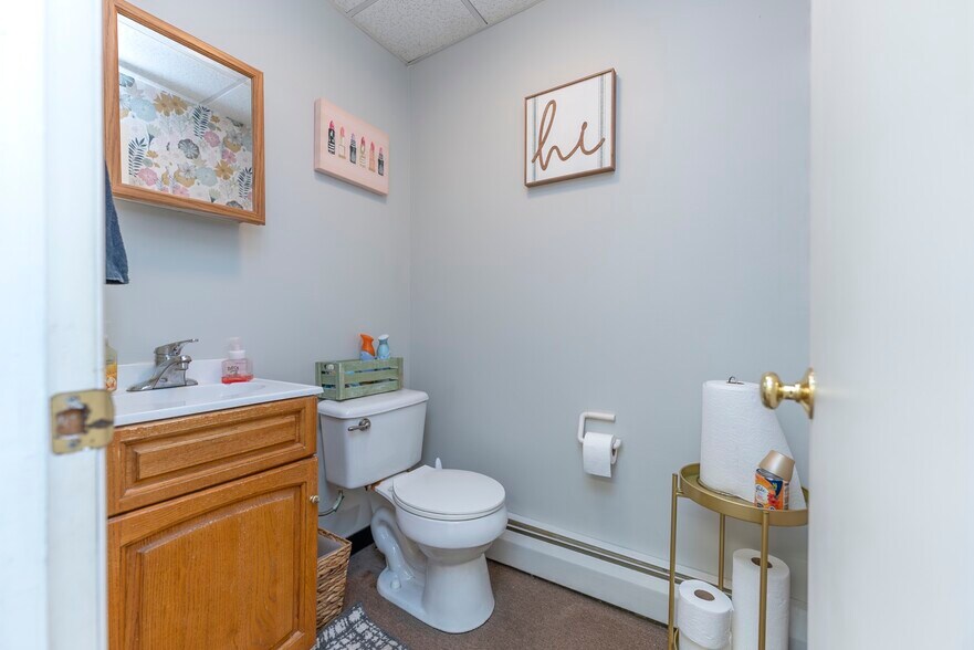More Photos Of 141 Ulster Ave, Saugerties Storefront Retail Residential For Sale