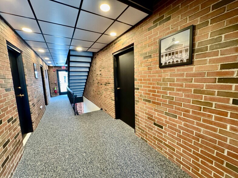 More Photos Of 93 Concord Ave, Belmont Medical For Lease