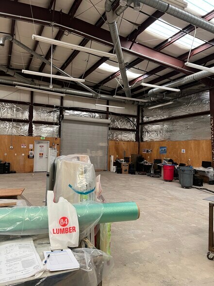 More Photos Of 428 N Curry St, Tehachapi Light Manufacturing For Lease