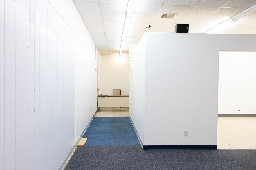 More Photos Of 1851 E 12th St, Casper Storefront For Lease