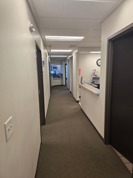 More Photos Of 2098 Teron Trace, Dacula Office For Sale