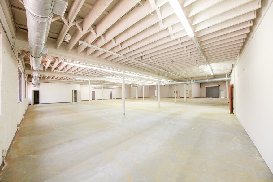 More Photos Of 11800 W Olympic Blvd, Los Angeles Flex For Sale