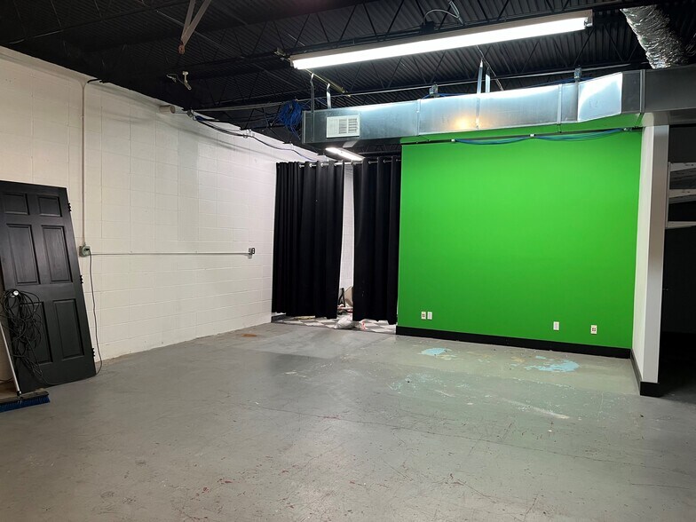 More Photos Of 1203 Nelle St, Tupelo Storefront For Lease
