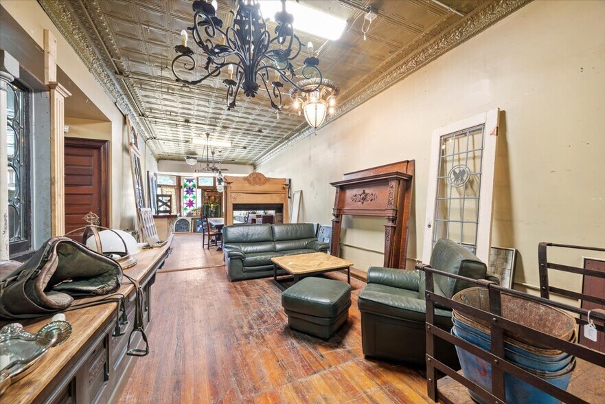 More Photos Of 207 Adams Ave, Canonsburg General Retail For Sale