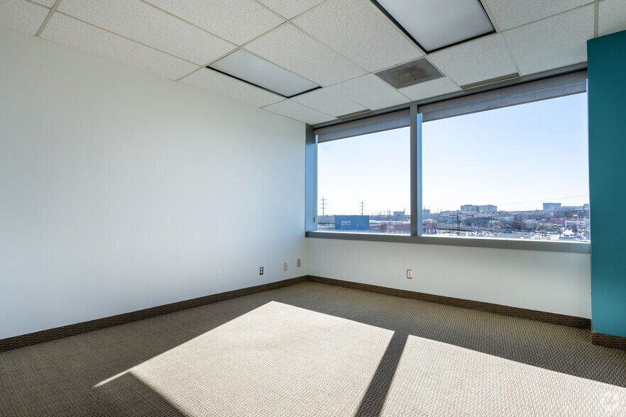 More Photos Of 11300 N Central Expy, Dallas Office For Lease