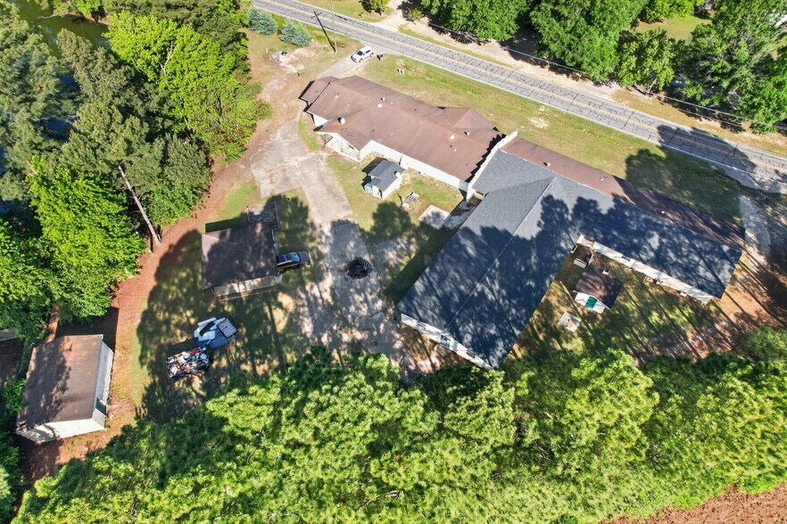 More Photos Of 6828 Old Stage Rd N, Angier Flex For Sale