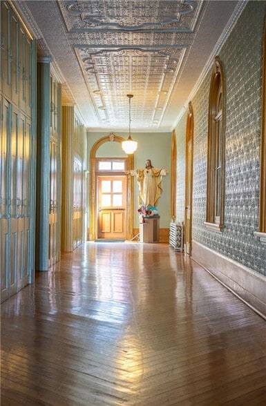 More Photos Of 1395 Rue Notre-Dame, Saint-cesaire Religious Facility For Sale