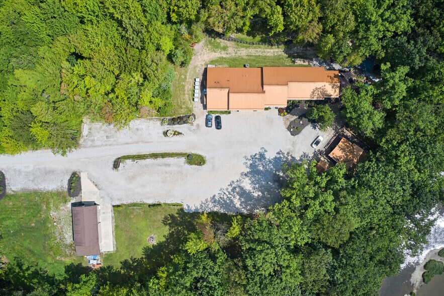 More Photos Of 834 Clyde Hill (South Countyline Rd), Geneva Winery Vineyard For Sale