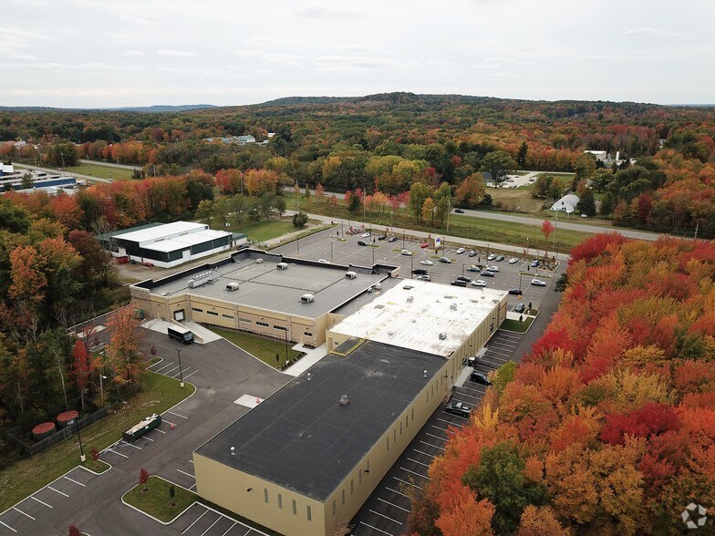 More Photos Of 7993-8023 Crile Rd, Concord Township Storefront For Lease