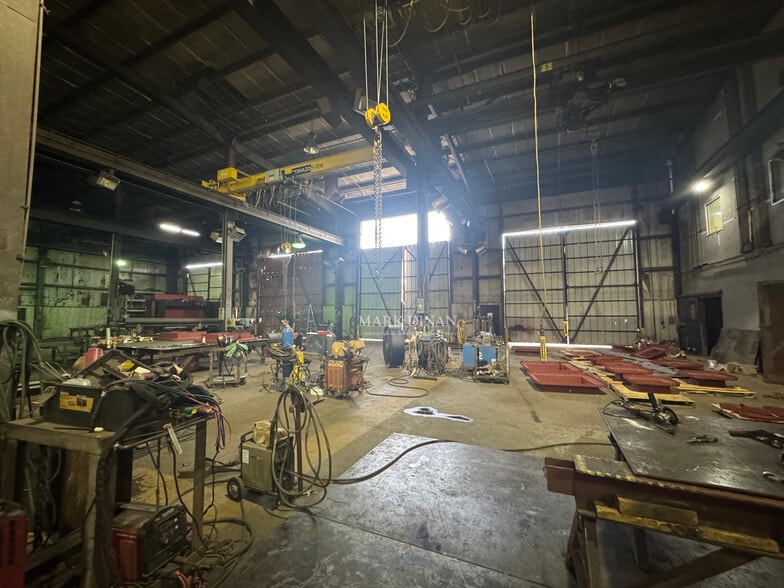 More Photos Of 3441-A Parkwood Rd, Bessemer Warehouse For Sale