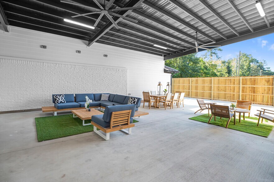 More Photos Of 2001 Tulane Dr, Lufkin Medical For Sale