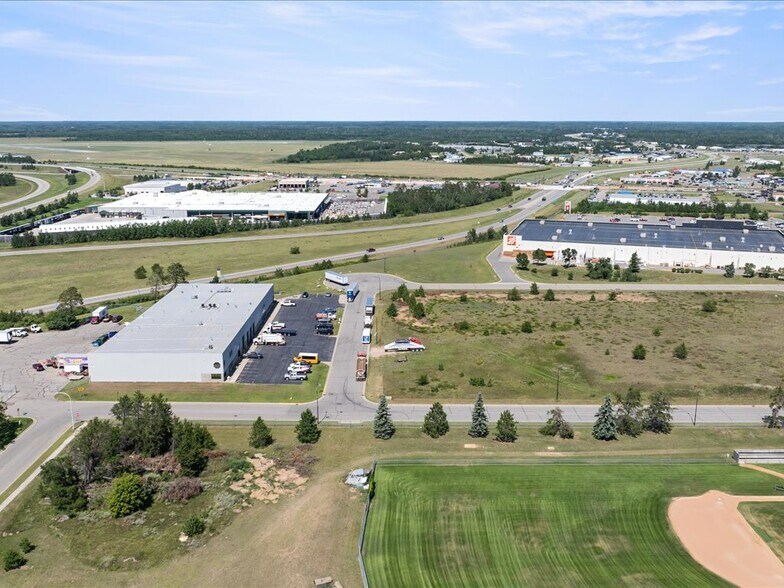 More Photos Of 2301 Johanneson Dr NW, Bemidji Light Distribution For Lease