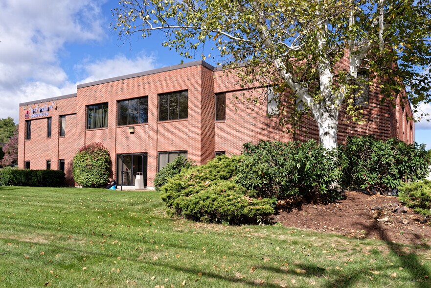 More Photos Of 29 E Mountain St, Worcester Office For Sale