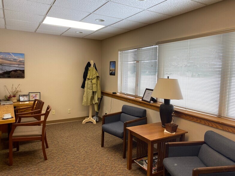 More Photos Of 1200 Heritage Dr, New Richmond Office For Sale