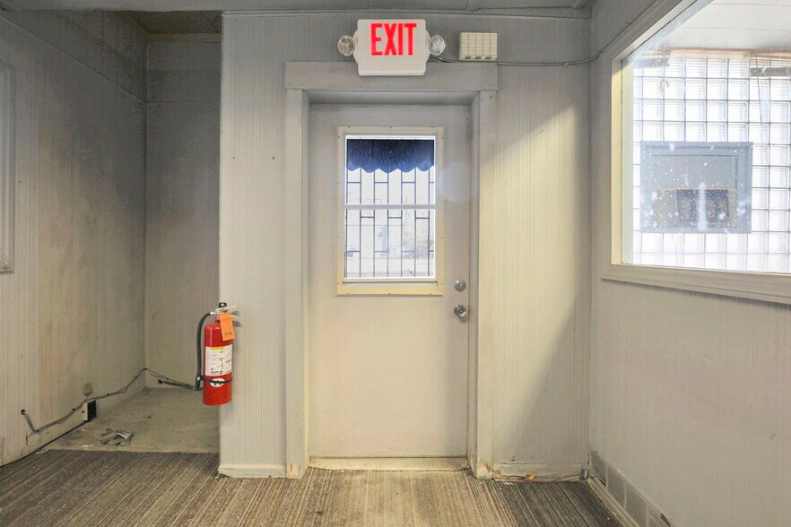 More Photos Of 435 N Elizabeth St, Lima Warehouse For Sale