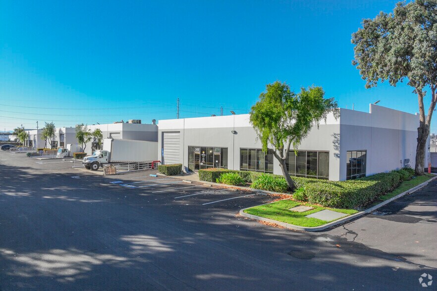 More Photos Of 25005 Viking St, Hayward Unknown For Lease